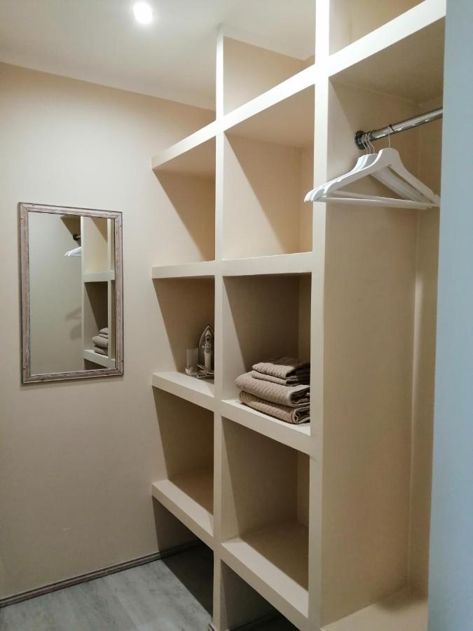Apartamenti Miera Osta リエパーヤ エクステリア 写真
